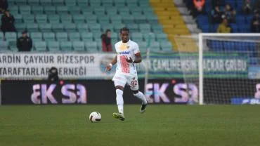 Transfer yasağı Jeanvier nedeniyle gelmiş