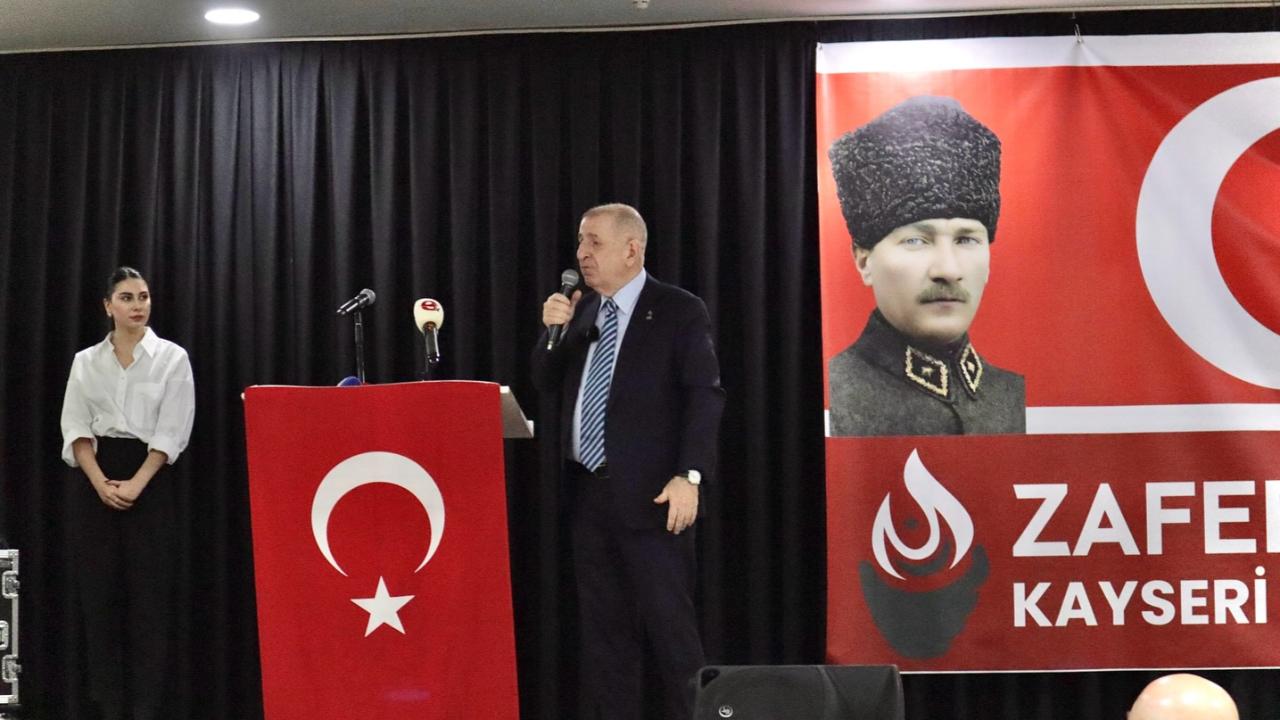 Ümit Özdağ Kayseri'de konuştu