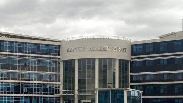 Uyuşturucu ticaretiyle yargılanan sanığa 15 yıl hapis