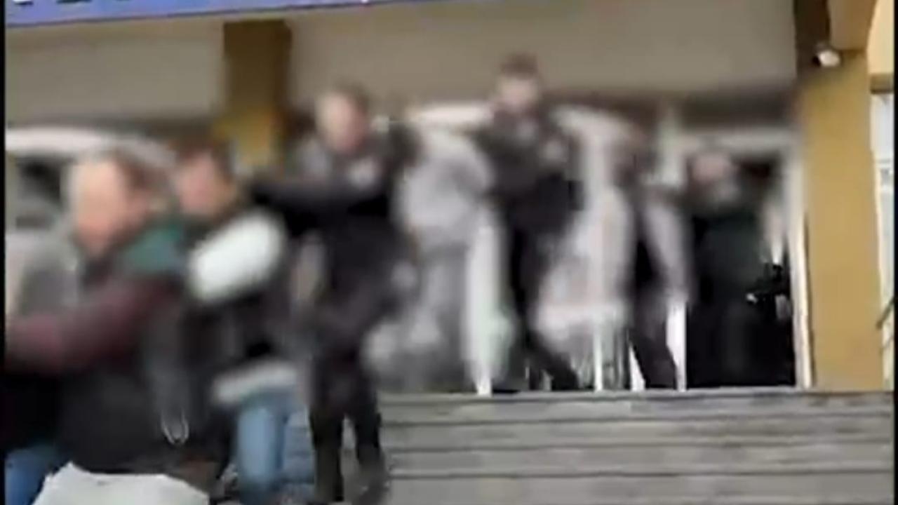 3 aylık teknik takip sonucu uyuşturucu ticareti yapan 6 zanlı yakalandı