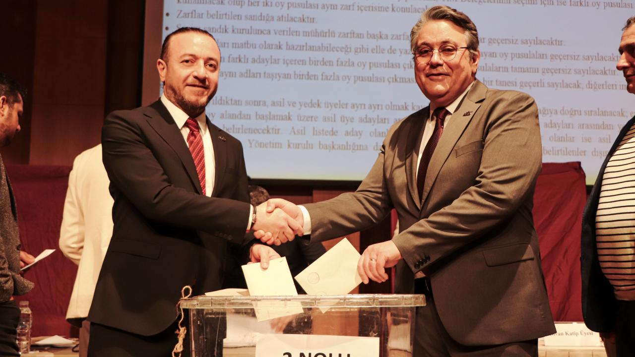 AKAMİB'de Derinel dönemi