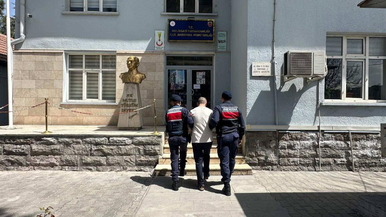 Aranan FETÖ zanlısı yakalandı