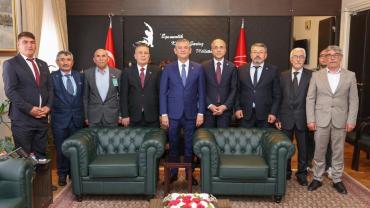 CHP Akkışla teşkilatından Özgür Özel’e ziyaret