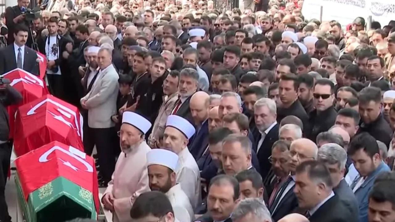 Çocuklarımız gözyaşlarıyla son yolculuklarına uğurlandı