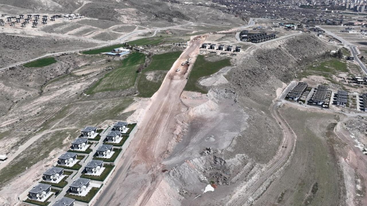 Ertuğrulgazi Mahallesi'ne yeni yol yapılıyor