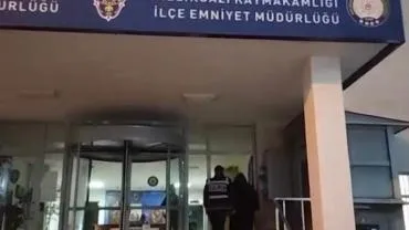 Kayıp çantayı alan kadın yakalandı; çanta sahibine teslim edildi