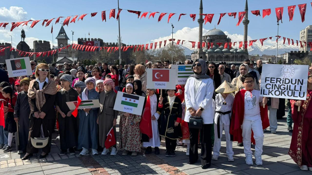 Kayseri’de 23 Nisan coşkuyla kutlandı