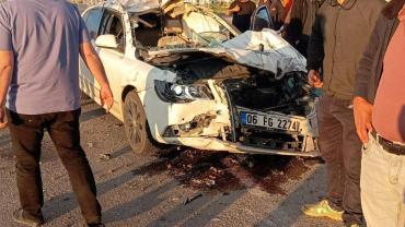 Kayseri'de traktör ile otomobilin çarpıştığı kazada 3 kişi yaralandı