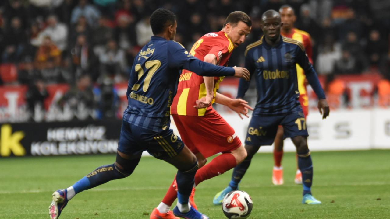 Kayserispor Fenerbahçe'ye farklı yenildi