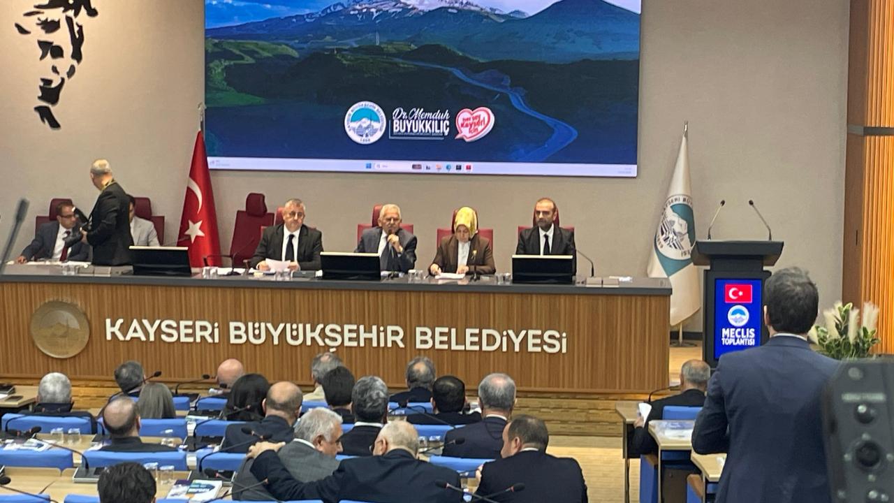 Millet Bahçesi yanındaki caddeye ‘Hava İkmal 100’üncü Yıl Caddesi’ ismi verildi
