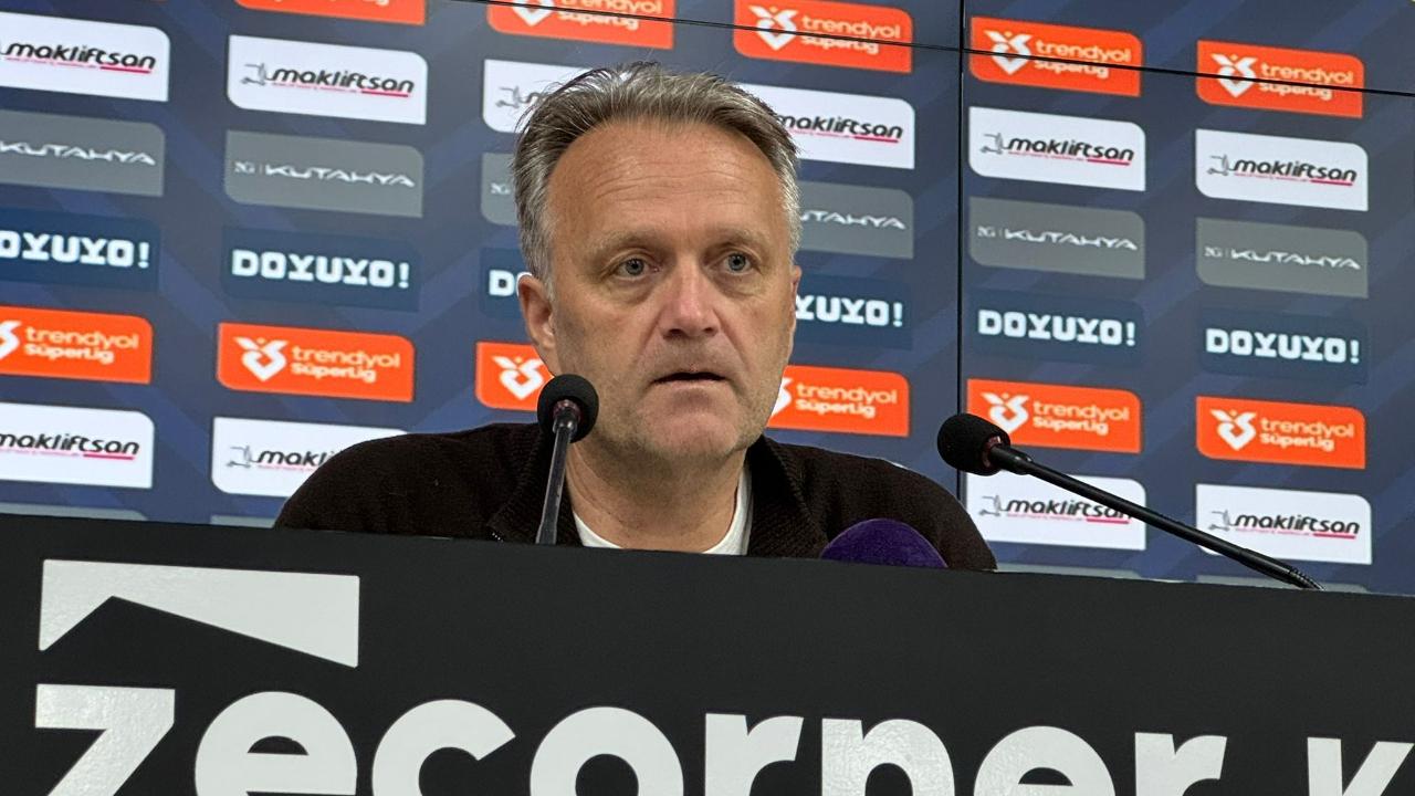 Moe: “Ben bir hoca olarak para konularını eksiklik olarak kullanan birisi değilim"