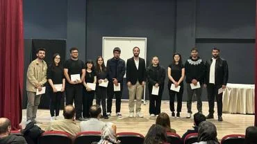 NNYÜ tiyatro topluluğu Kayseri birincisi oldu