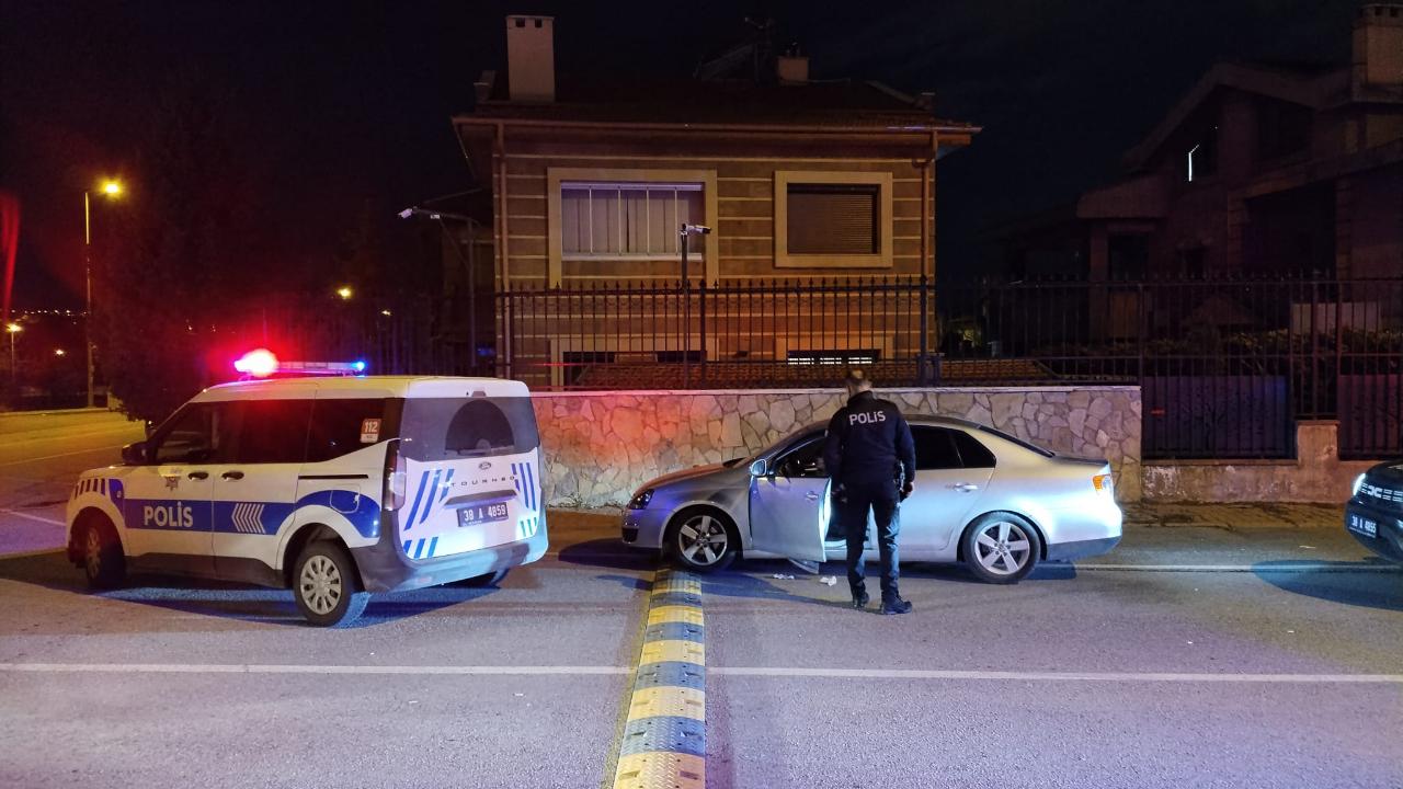 Polisin ‘dur’ ihtarına uymayan ehliyetsiz sürücüye 430 bin TL ceza