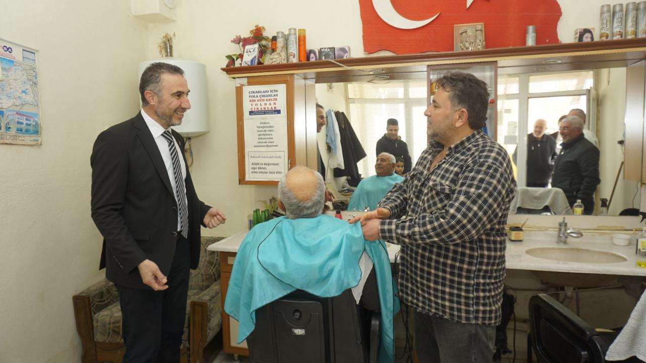 Saadet Partisi Sarıoğlan'da esnafı ziyaret etti