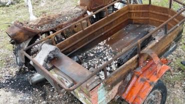 Yeşilhisar'da park halindeki motosiklet yandı