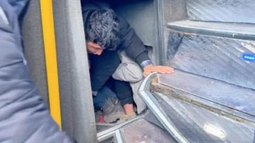 Yozgat'ta otobüsten 53 kaçak göçmen çıktı