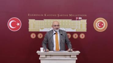 Ak Partili Cıngı başıboş köpek sorununa dikkat çekti