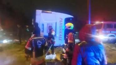 Balıkesir'de yolcu otobüsü devrildi; 3 ölü, 31 yaralı