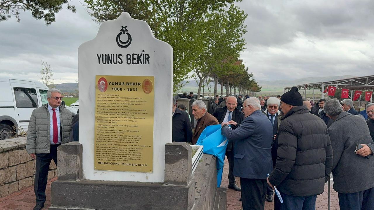 Kayseri’de Türkçü Gazeteci Yunus Bekir Anıldı