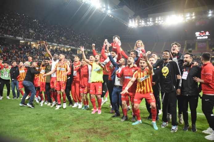 Yukatel Kayserispor finalde